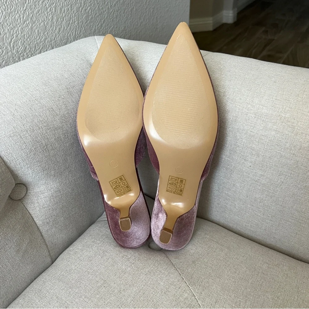 Journee Collection NIB Rishie Kitten Velvet Heels. SIZE 10 - Picture 11 of 13